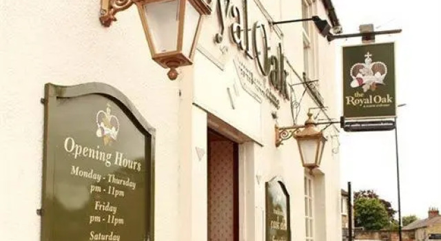 The Royal Oak, Забронировать Гостевой дом Уэтерби Западный Йоркшир