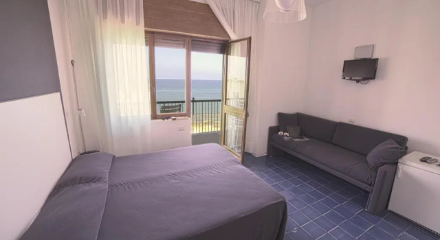 Трёхместный номер Standard с видом на море Hotel La Playa