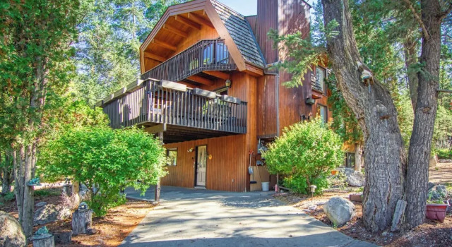 Номер Deluxe Fairmont Creek Property Rentals Vacation Homes