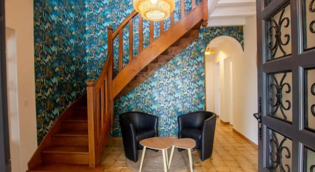 Maison familiale avec piscine privée, proche de Périgueux, animaux acceptés - FR-1-616-236, Réserver Hôtel Hôtels à Aquitaine avec parking, Parking