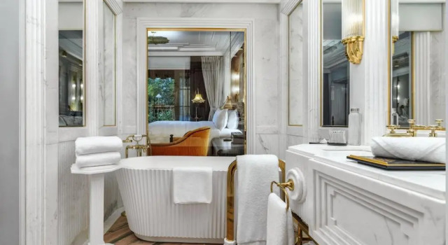 Люкс Deluxe Capella Hanoi