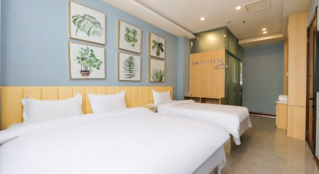 Extreme Hotel (Yanji Yanbian University West Market Branch)