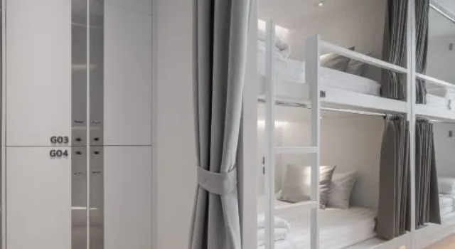 Кровать в общем номере Matini Hostel grandstation