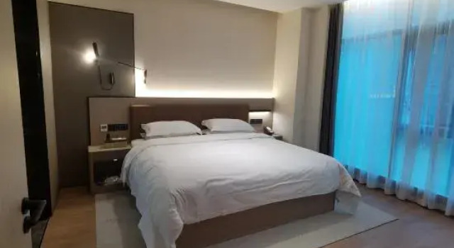 Люкс Deluxe Jinggangshan ZhongTaiLai International Hotel
