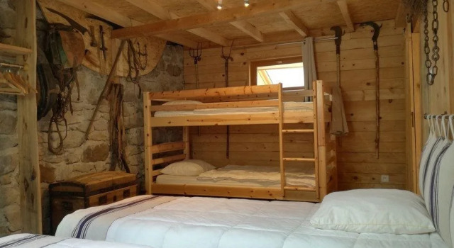 Gite Lou Cujala De Roger, Book Hotel Laruns Pyrenees National Park