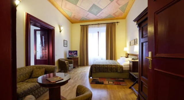 Junior suite con vista sulla strada The Charles