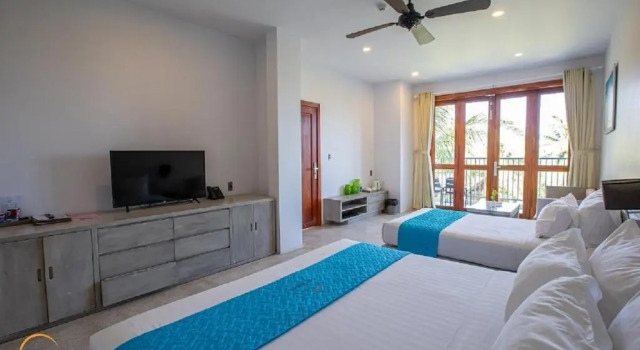 Трёхместный номер Deluxe с видом на море Casa Marina Resort