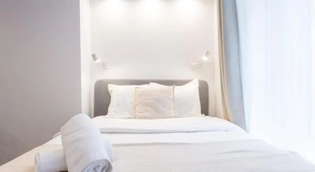 Old Lille - Quiet studio ideally located !, Забронировать Отель Отели Лилля с парковкой, рядом с Chambre de Commerce, Парковка
