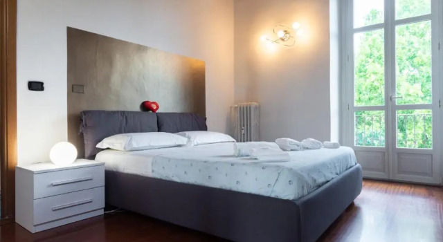 Cenisia & Porta Susa Roomy Flat, Varaa Hotelli 3 tähden hotellit kohteessa Piemonte, 3*
