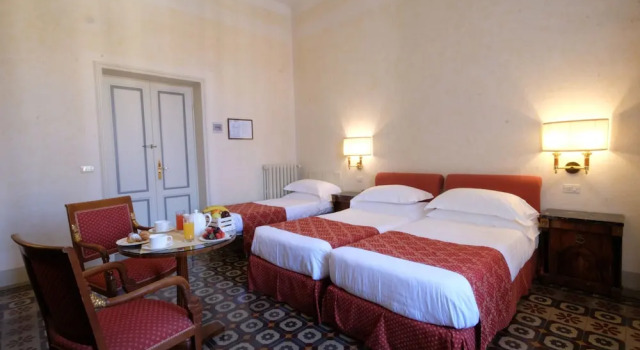 Трёхместный номер Classic Grand Hotel Royal