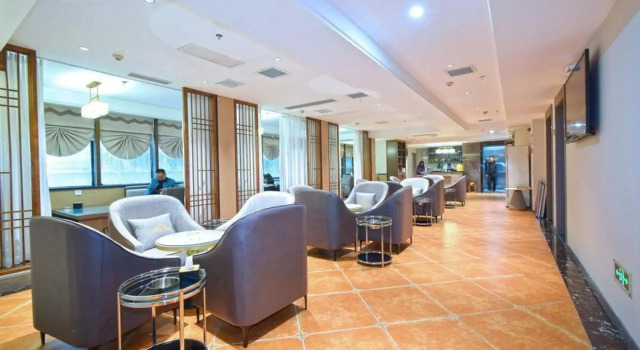 Lidu Hotel (Fuling Zesheng Central Plaza), Book Hotel Hoteller i Fuling med parkering, Parkering