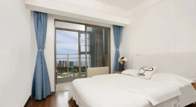 Семейный люкс Beihai Yishan Yishe Homestay (Jiahe Guanshanhai)