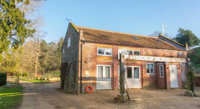 Host Stay Boathouse Barn, Boek Appartement Hotels in Norfolk met parkeren, Parkeren