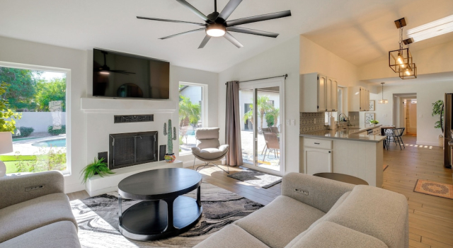 Heated Pool, Game Room: Family Home in Tempe!, Prenota Casa vacanze Tempe 