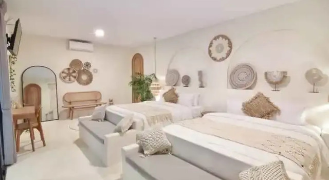 Bohemian Jogja Villas with Private Pool, Book Hotel Hotels in Sleman with Parking, Parking