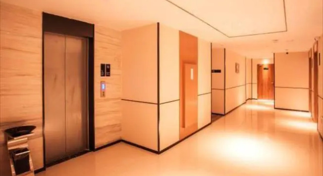 City Comfort Inn Suzhou Taicang Liuhe Zhabei Road, Book Hotel Hoteller i Suzhou med parkering, Parkering