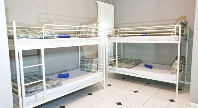 Номер Economy Manggolo Homestay Syariah