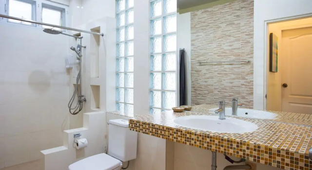 Вилла с балконом и с видом на воду Watermill Resort
