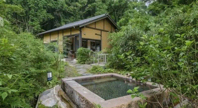 Люкс Onsensui Pool & Fufu Rotenburo no Hanareyado Yurian