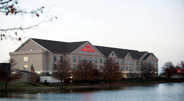 Двухместный полулюкс Hilton Garden Inn Evansville