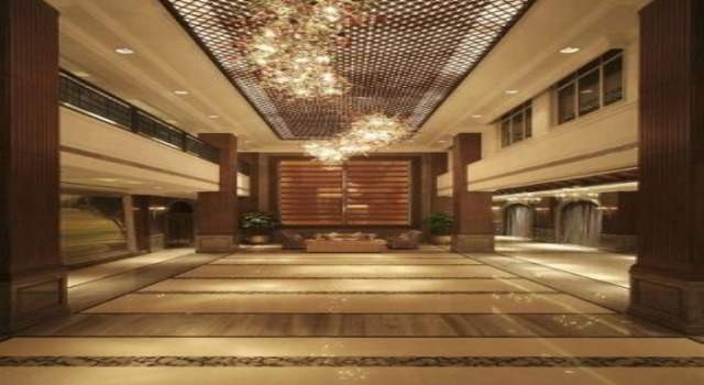 Golden Elephant Golf Hotel, Book Hotel 4-stjernede hoteller i Langfang, 4*