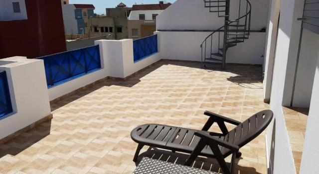 luxe appartement Nour D'asilah 3, Rezerwuj Apartament Hotele w Tanger-Tetouan z parkingiem, Parking