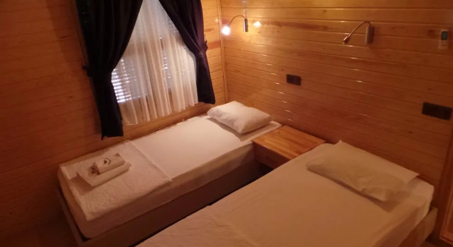 Бунгало с 2 комнатами с балконом Mercan Bungalow