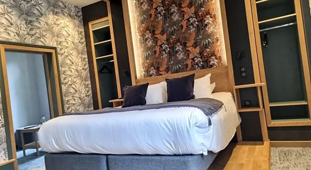 Люкс Logis Hotel La Brasserie