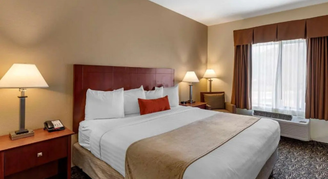 Номер Standard Best Western Plus Boulder Louisville