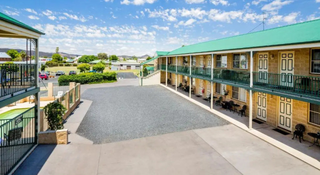 Люкс с 2 комнатами Soldiers Motel
