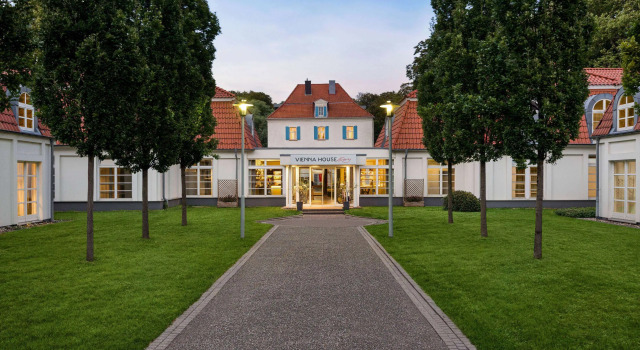 Vienna House Easy by Wyndham Castrop-Rauxel, Забронировать Отель Кастроп-Рауксель Ruhr area