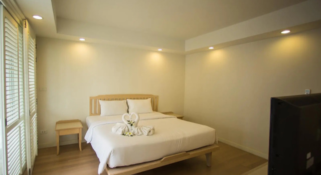 Baan Sea Talay Service Apartment