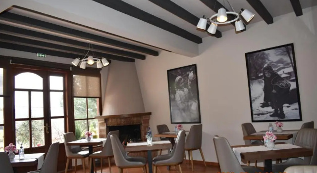 Трёхместный номер Standard Hotel Meteora
