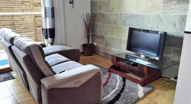 Appartement de 2 chambres avec jardin clos et wifi a Le Lamentin a 7 km de la plage