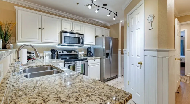 Апартаменты Highend Pawleys Island Condo w/ Porch & Pools!