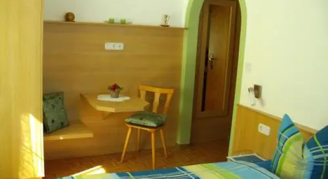 Pension Jäger, Rezervați Hotel Trins Wipptal