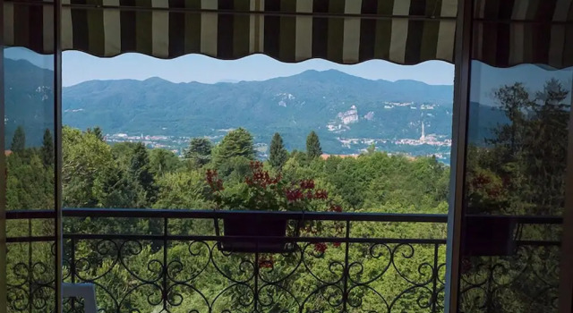 Двухместный номер Standard с балконом и с видом на горы Albergo Ristorante Monterosa