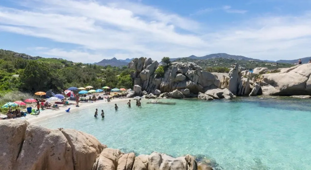 Villa Victoria 1.5 Km From The Beach