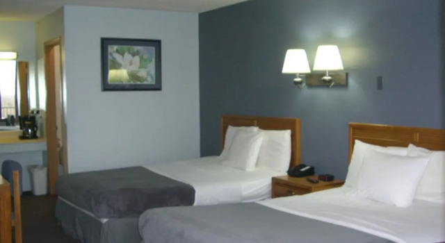 Двухместный номер Standard Quails Nest Inn & Suites