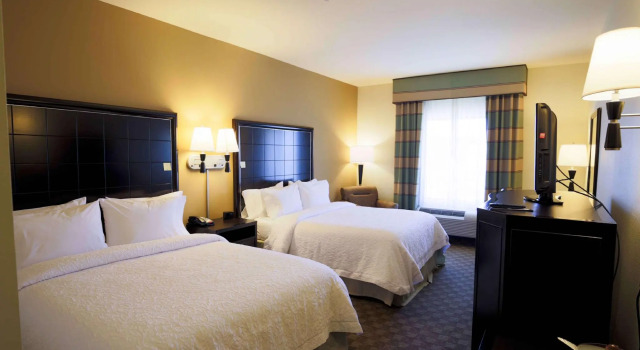 Четырёхместный номер Standard Hampton Inn & Suites McAlester