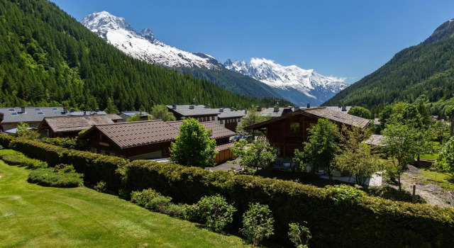 Appt Bec D4 in Le Tour Argenti re, Prenota Appartamento Hotel a Rodano-Alpi con parcheggio, Parcheggio
