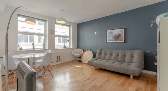 1 Bedroom Flat In Central London, Забронировать Отель Отели Лондона 3 звезды, рядом с Tryon &amp; Swan Gallery, 3*