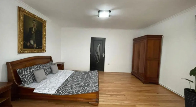 M & I Apartment 2, Varaa Huoneisto Târgu-Mureş 