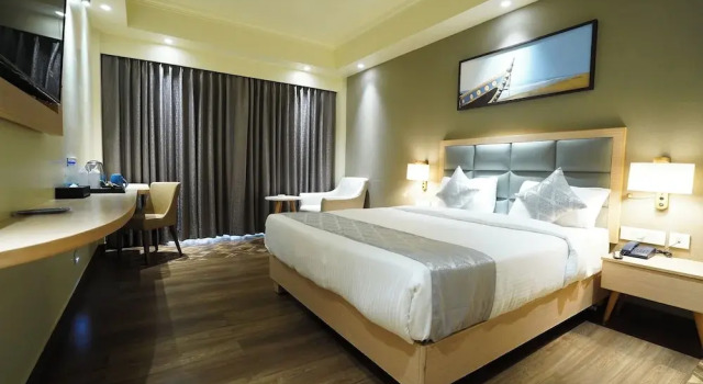 Номер Comfort Q Saina Aarokan Heights