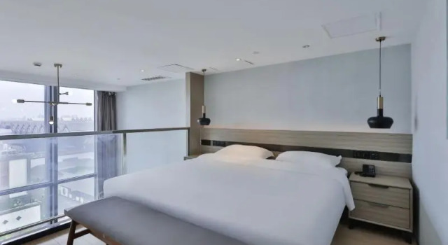 Люкс Дуплекс Madison Hotel Suzhou Railway Station