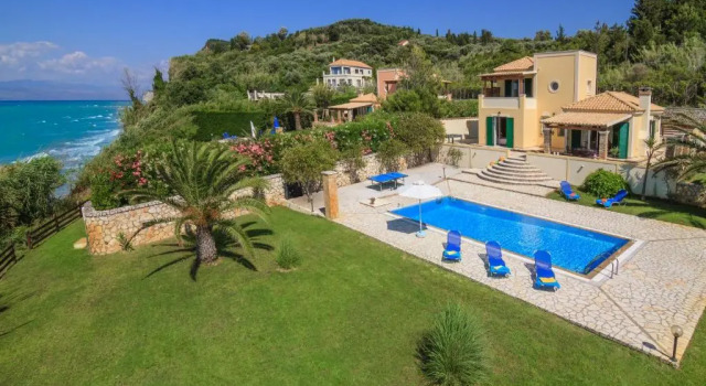 Вилла с 3 комнатами Beachfront Villa Victoras - With private beach