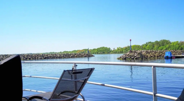 Номер Standard Hausboot in Boltenhagen - FLOATING 44 Boot 8