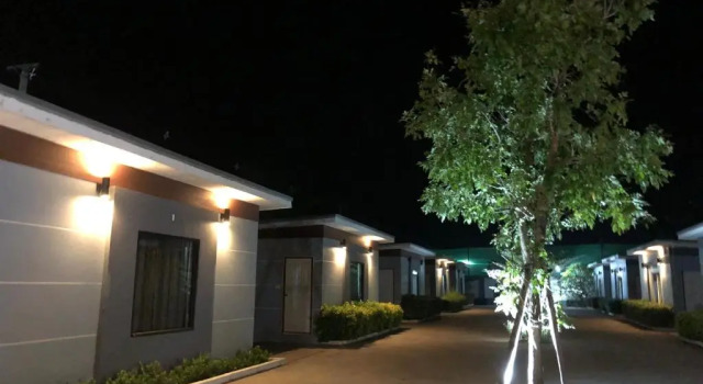 Relax Resort, Забронировать Курортный отель Накхонсаван Nakornsawan Province
