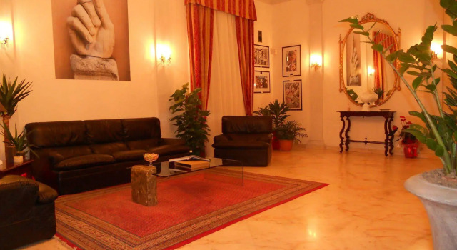Palazzo Magnocavallo B&B, Забронировать Отель «постель и завтрак» Отели Неаполя с завтраком, рядом с Концертный зал «Напулитаната», Завтраки