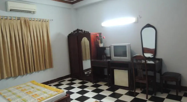 Phi Long Hotel